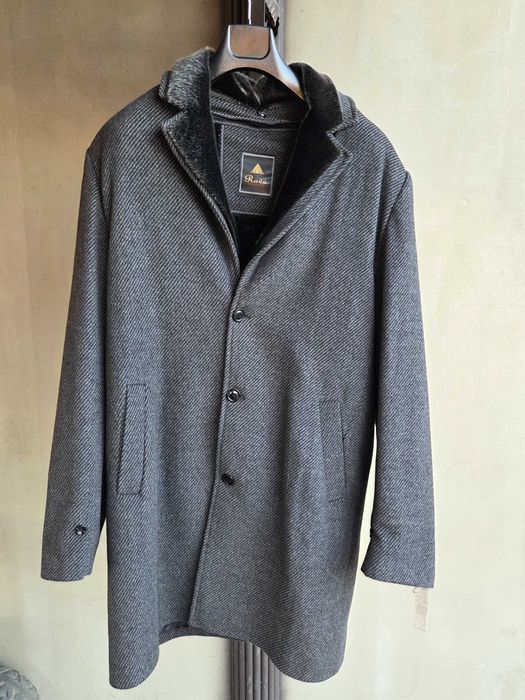 Пальто куртка плащ