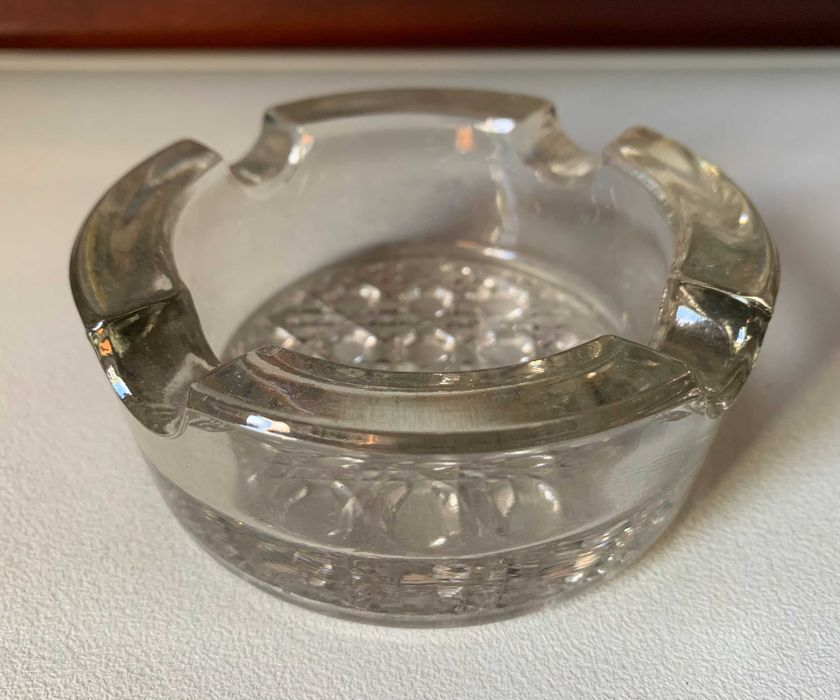 Cinzeiro de Vidro Decorativo