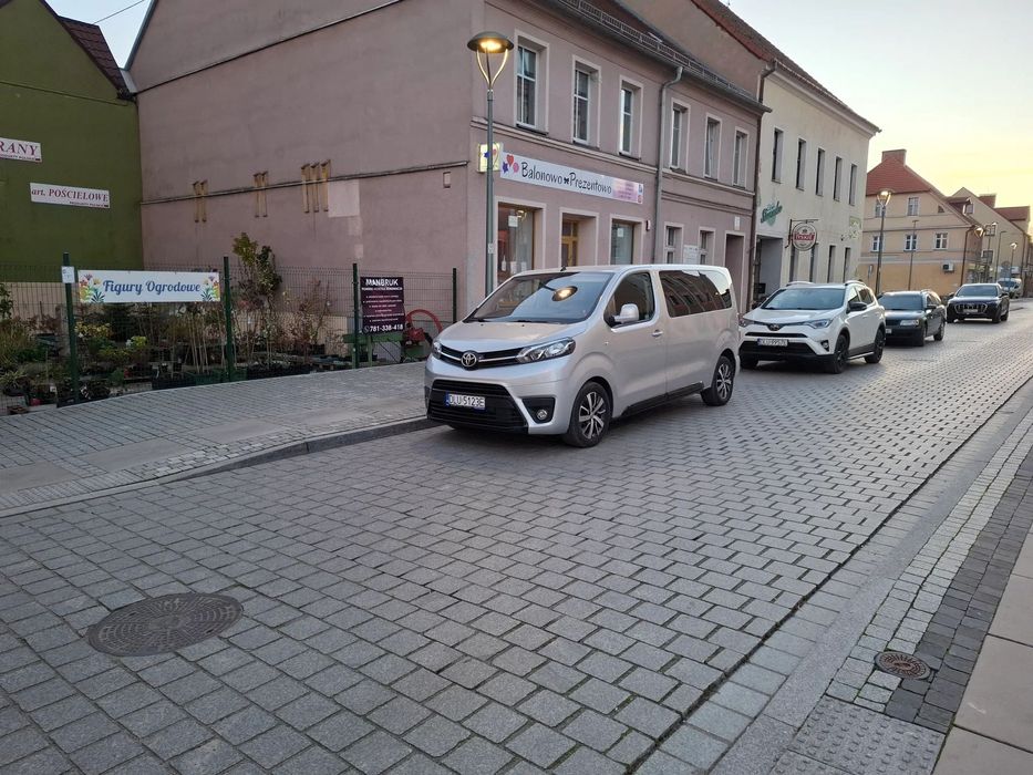 Toyota Proace Verso Toyota Proace z Polskiego Salonu w super Stanie.