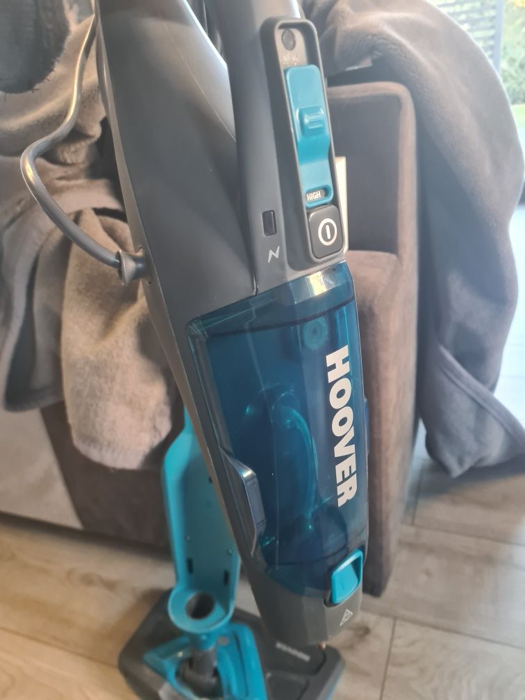 Hoover Steam Mop CA2IN1D 011 Moc 1700 W