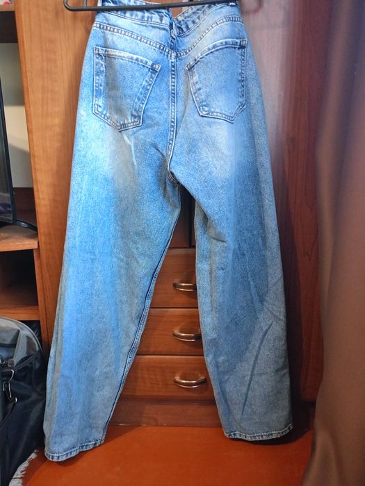 Жіночі джинси в гарному стані