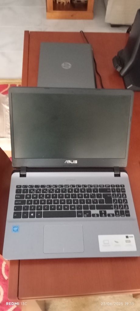 Vendo ASUS VivaBook