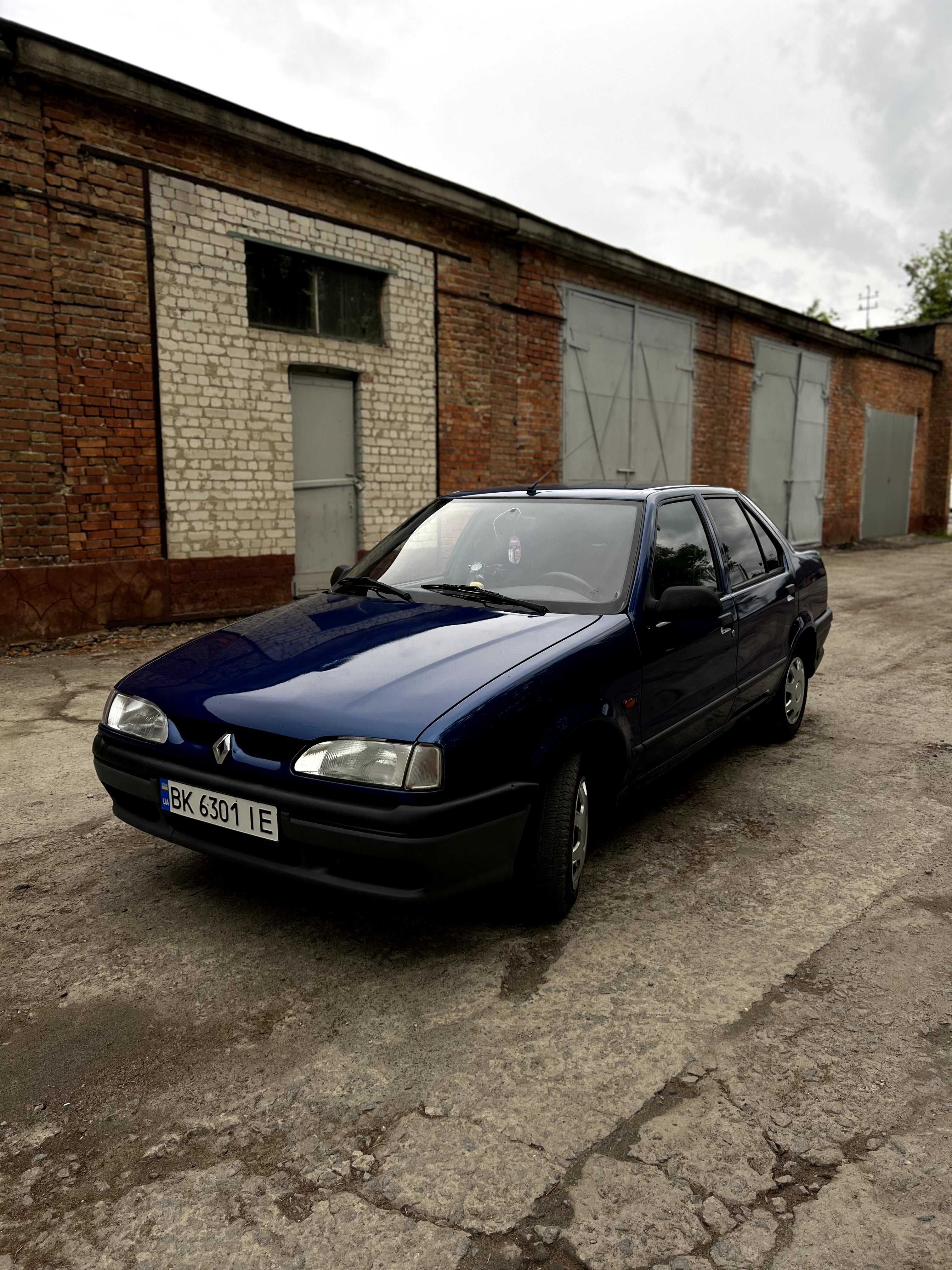 Авто Renault 19 1998р.