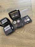 Zestaw trzy palety cieni wrzosowo fioletowo lila rimmel avon
