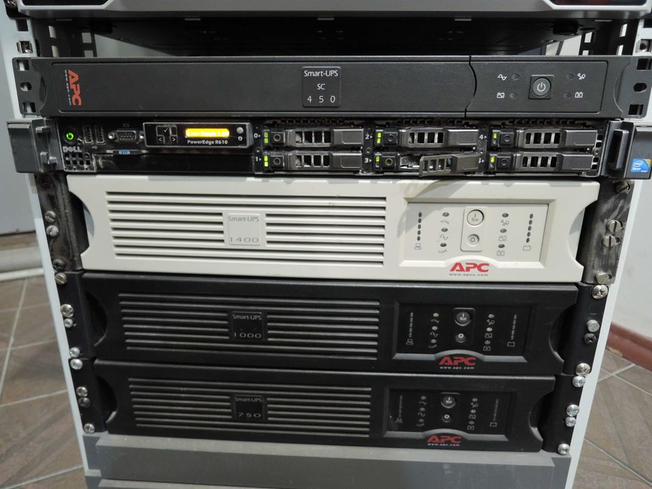 ДБЖ APC Smart-UPS, 1400 ВА