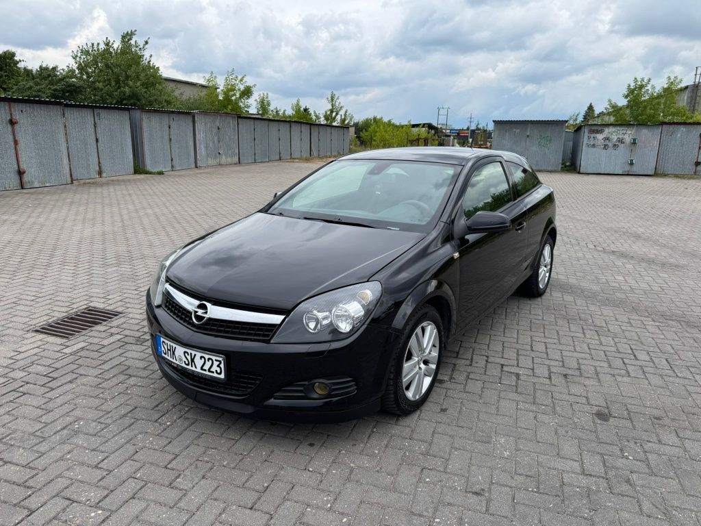 Opel Astra GTC 1.6 Benzyna Navi Climatronic Elektryka Alu PDC 2007