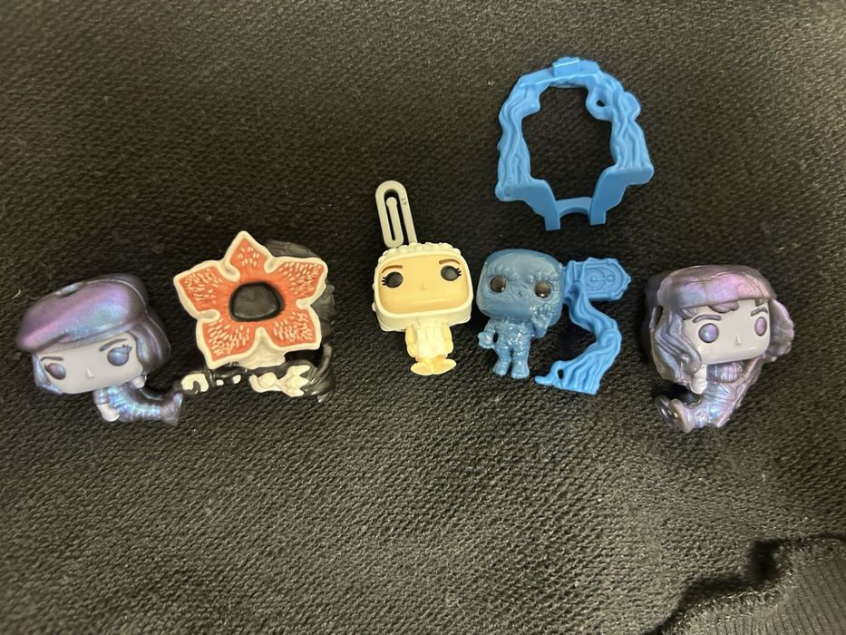 Меняю киндеры очень странные дела