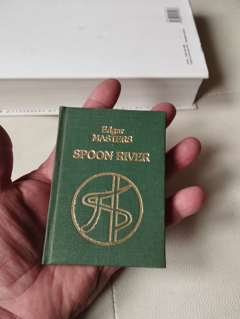 Mistrzowie Edgara Spoon River, poezja, miniatura