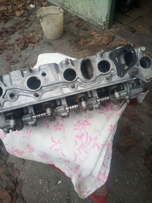 Продам головку блока ГБЦ Mitsubishi состояние новой