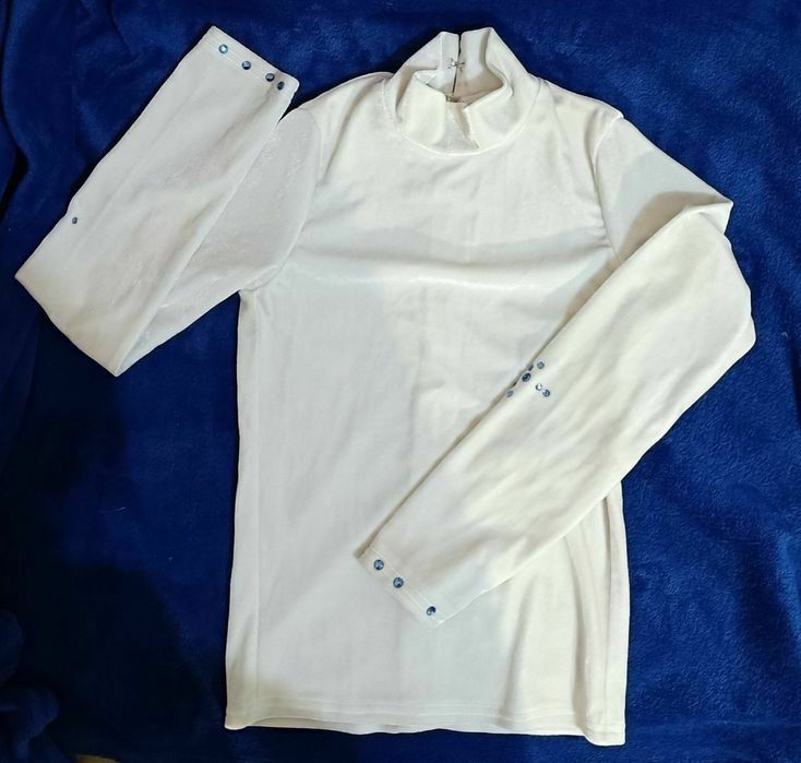 Білий гольф велюр заяць лебідь наряд