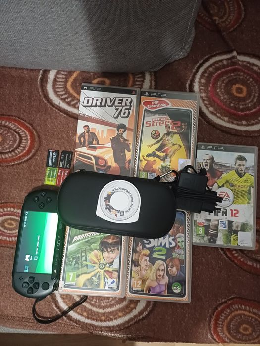 Konsola SONY PSP E1004 (street)