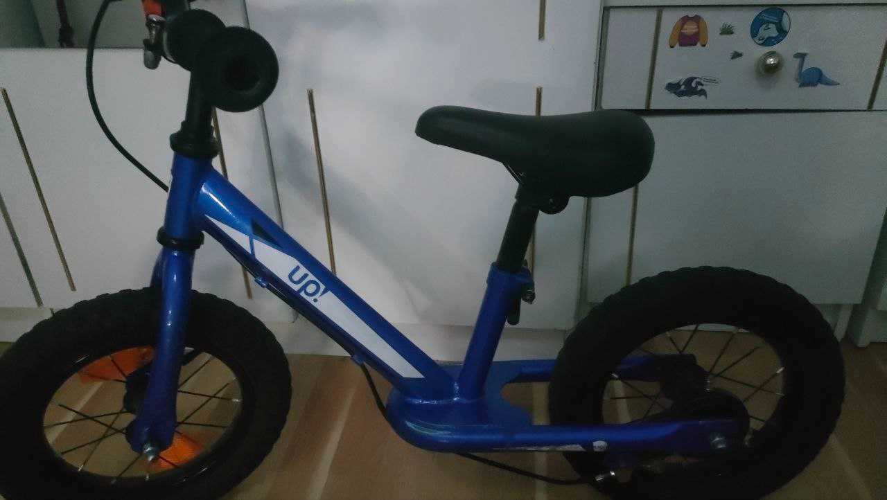Беговел UP! (Underprice) синий Air-Bl-UP