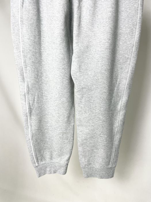 Nike розмір M ОРИГІНАЛЬНІ спортивні штани