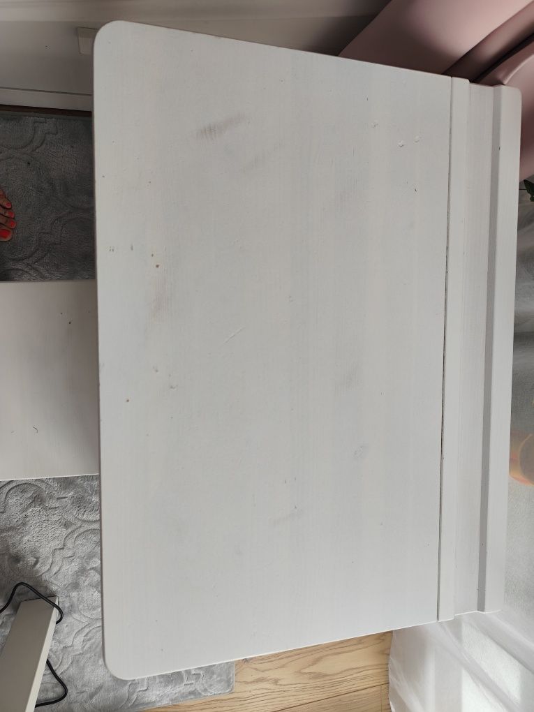 Biurko z krzesełkiem Sundvik IKEA