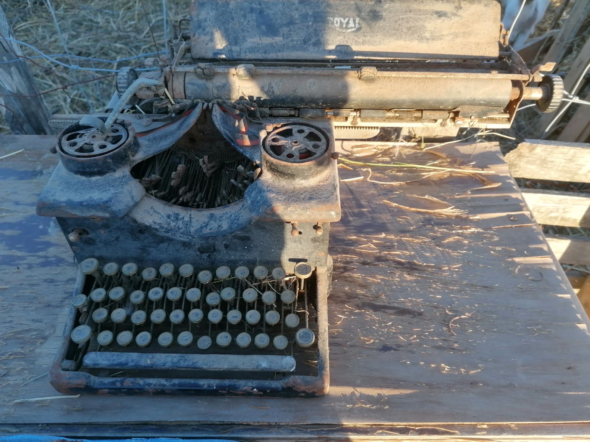 Máquina de escrever Royal
