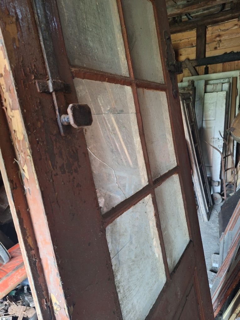 Stare drzwi drewniane duże wejściowe