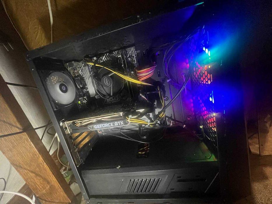 Комп'ютер по частинам (можно все перераховане одразу)