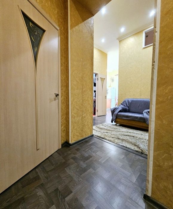 2 -к центр, Мост сити, раздельные комнаты ,Короленко 15,