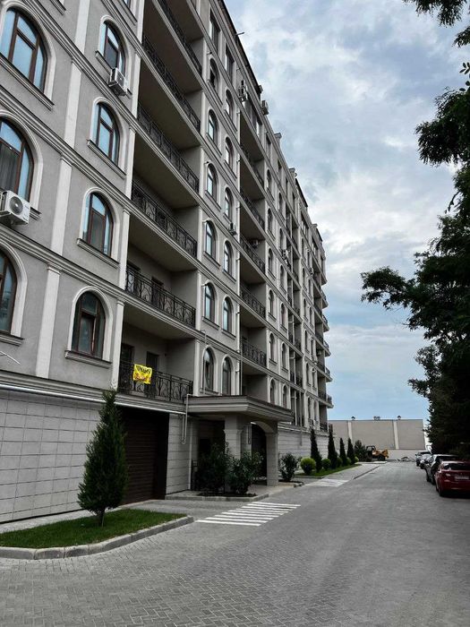 СРОЧНО! Продается квартира 50м  в ЖК Авиньон, у моря , инд. отопление