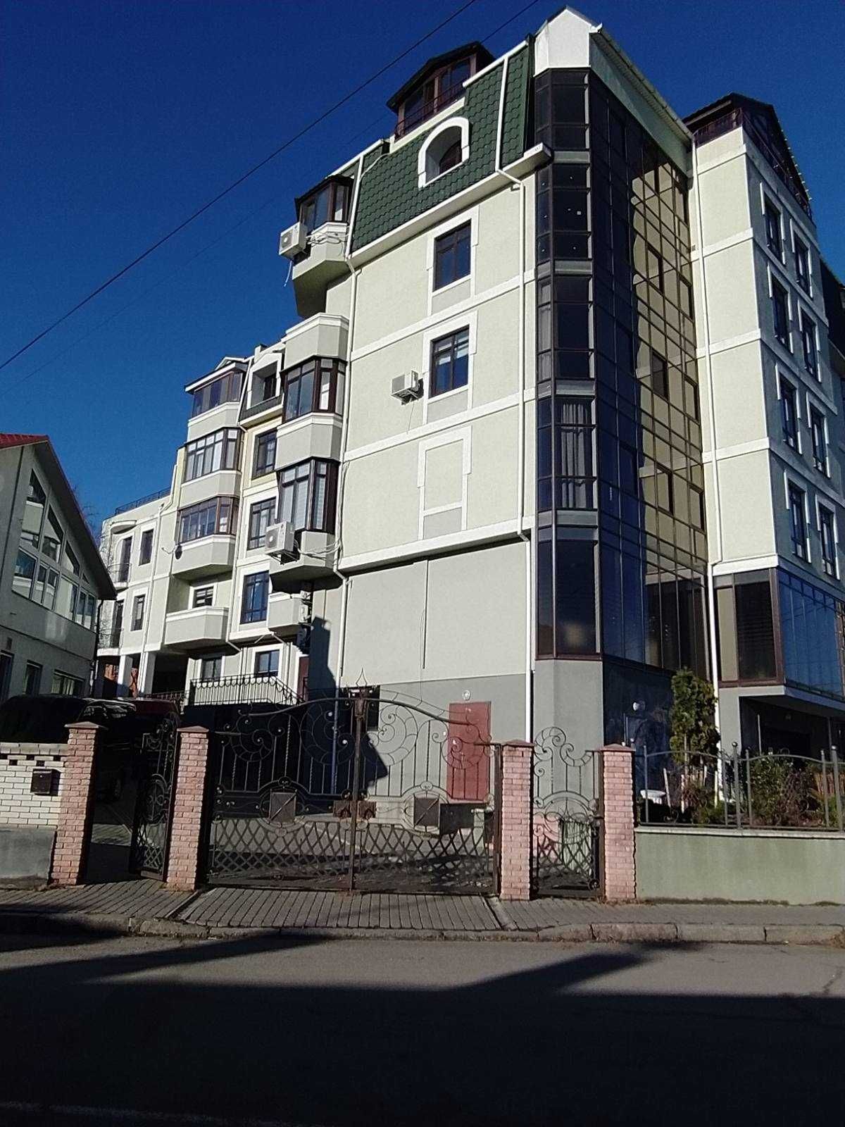 Продам 2 кімнатну квартиру в Центрі 6945