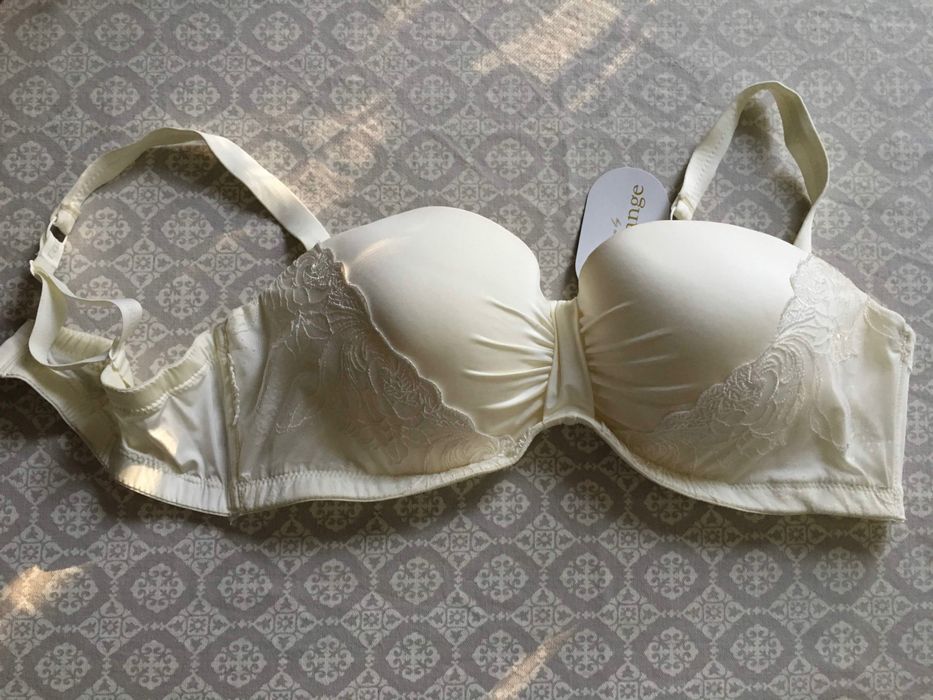 Нижнее белье Флоранж, бюстгальтеры мягкая чашка и пуш-ап