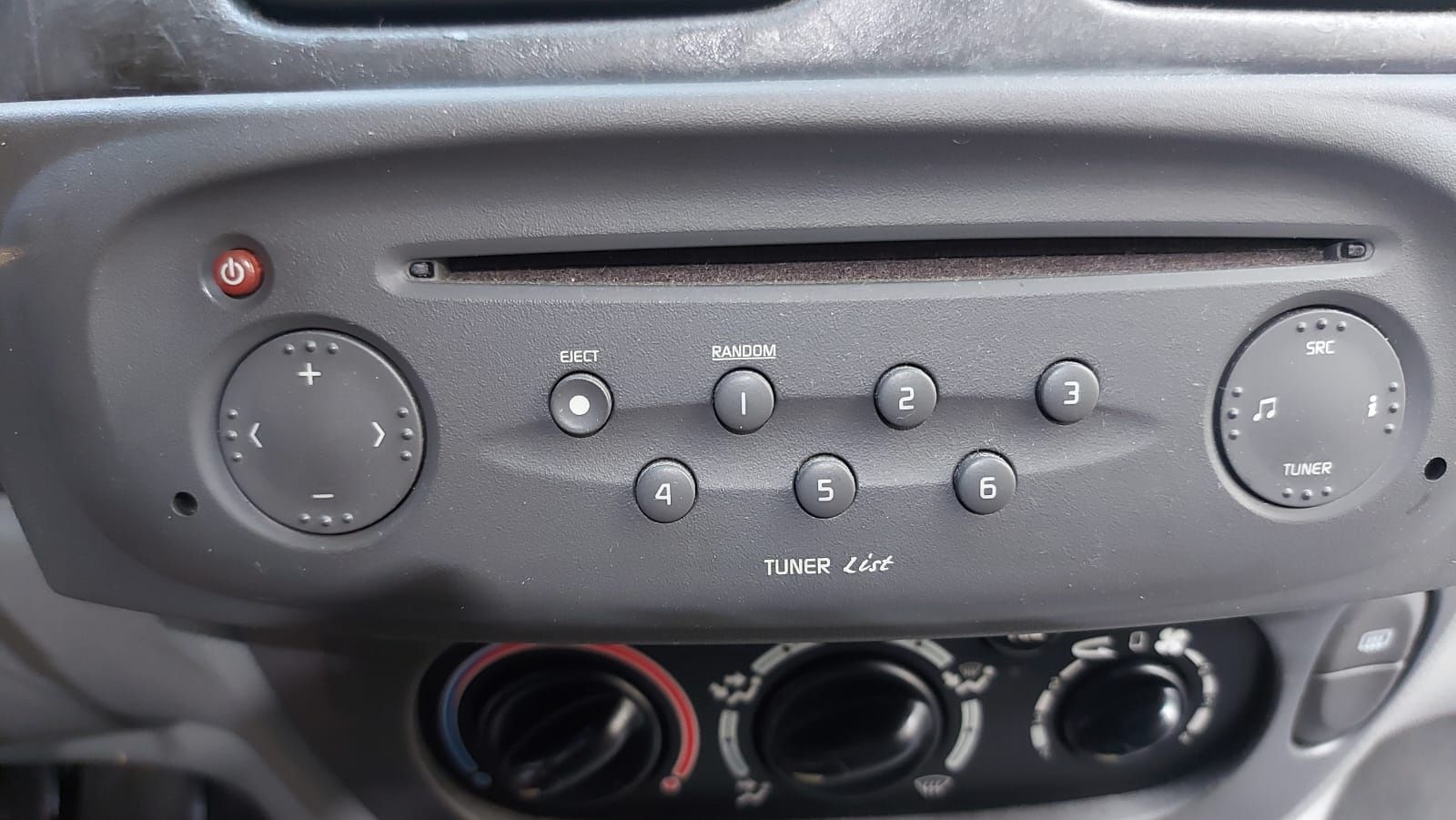 radio code kod rozkodowanie radia radii Renault Dacia 24h/7 online