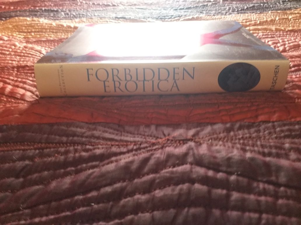 Livro Tashen- Forbidden Erotica