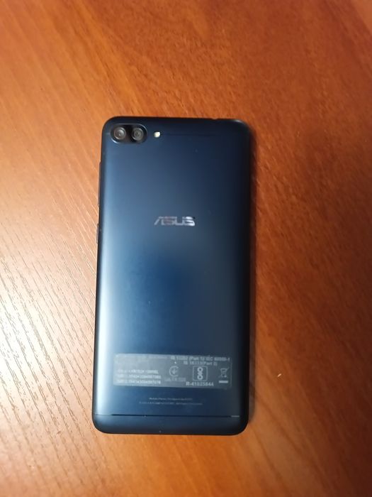 Смартфон Asus zenfone 4 max