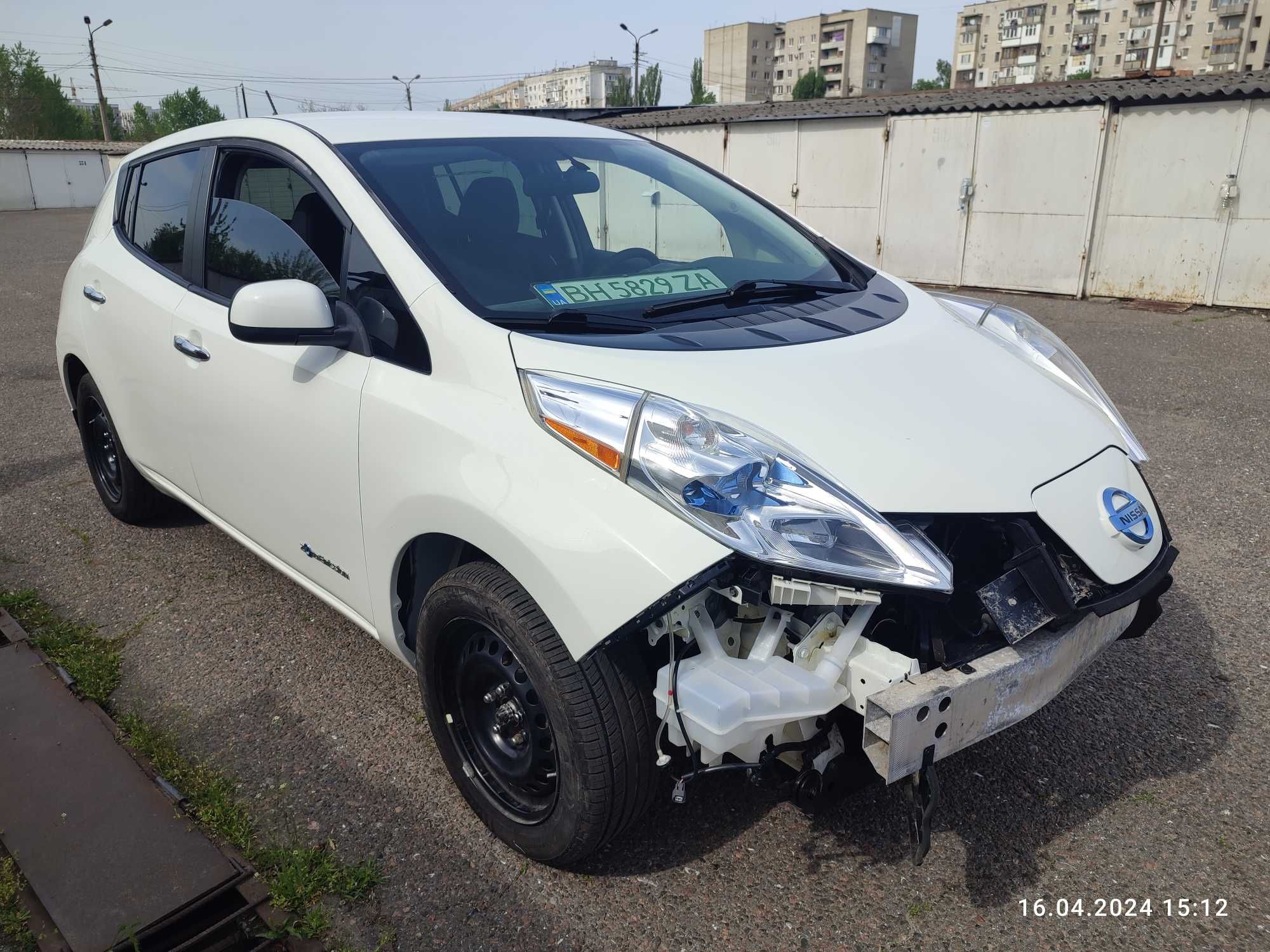 LEAF S 2017 30кВт проезжает 110 миль сост.батареи 12/12 пробег 23000км