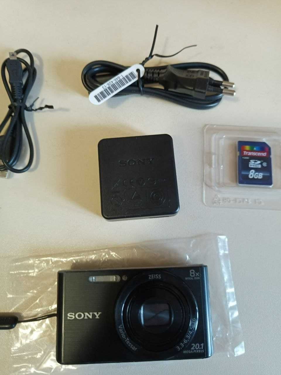 Цифровий фотоапарат Sony Cyber-shot DSC-W830
