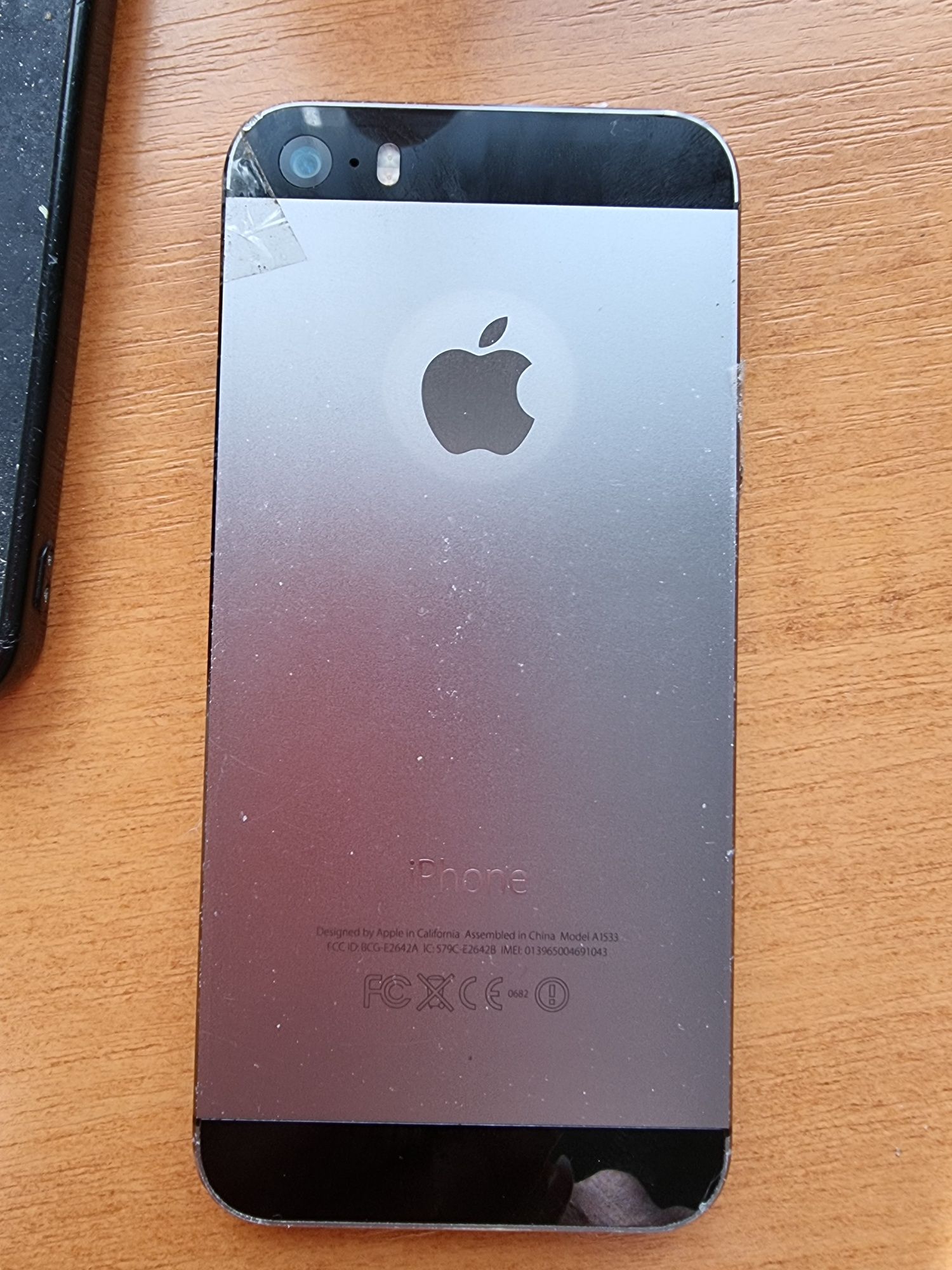 Айфон іPhone 5S на 16 ГБ
