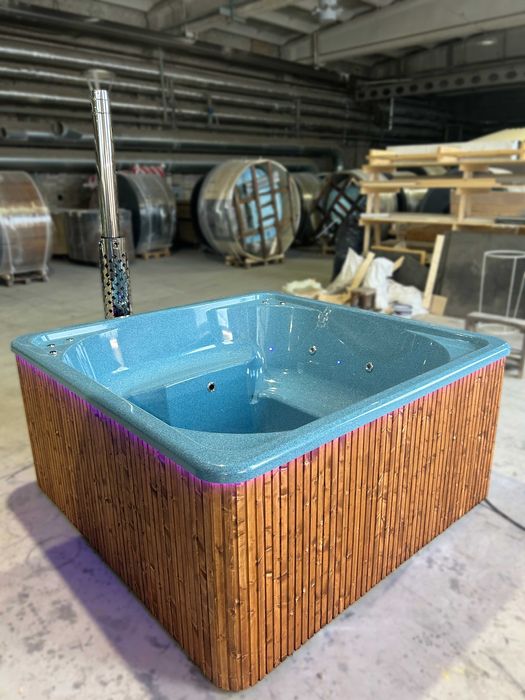 BALIA KWADRATOWA - spa bania jacuzzi rozbudowany konfigurator