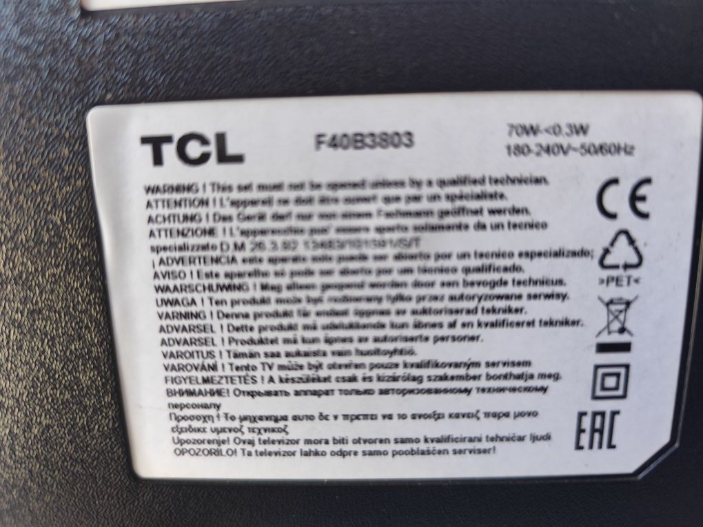 Sprzedam TV TCL F40B3803 sprawny