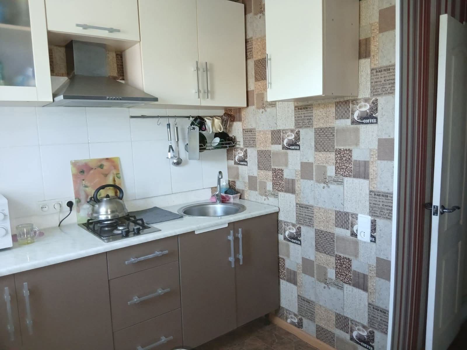 Продам 2х комн на 2м микрорайоне