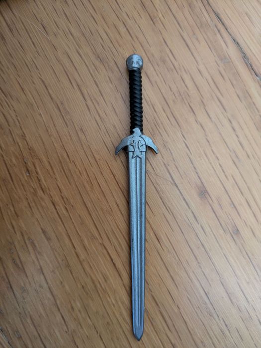 Espada Peacemaker DC Multiverse McFarlane (Portes Grátis)