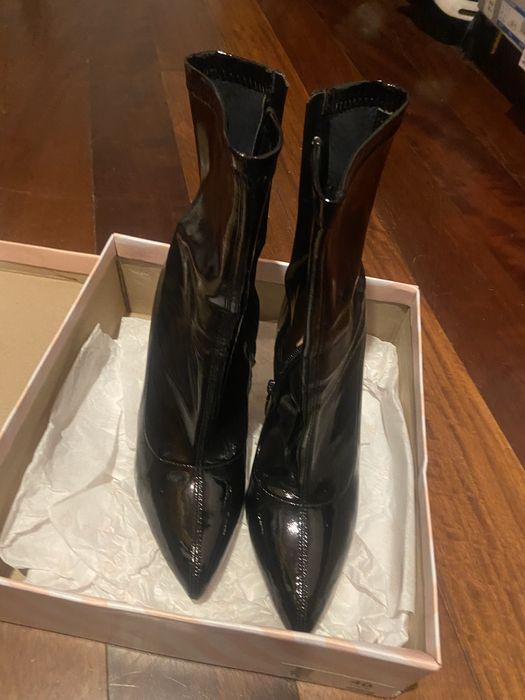 Botim verniz tamanho 40