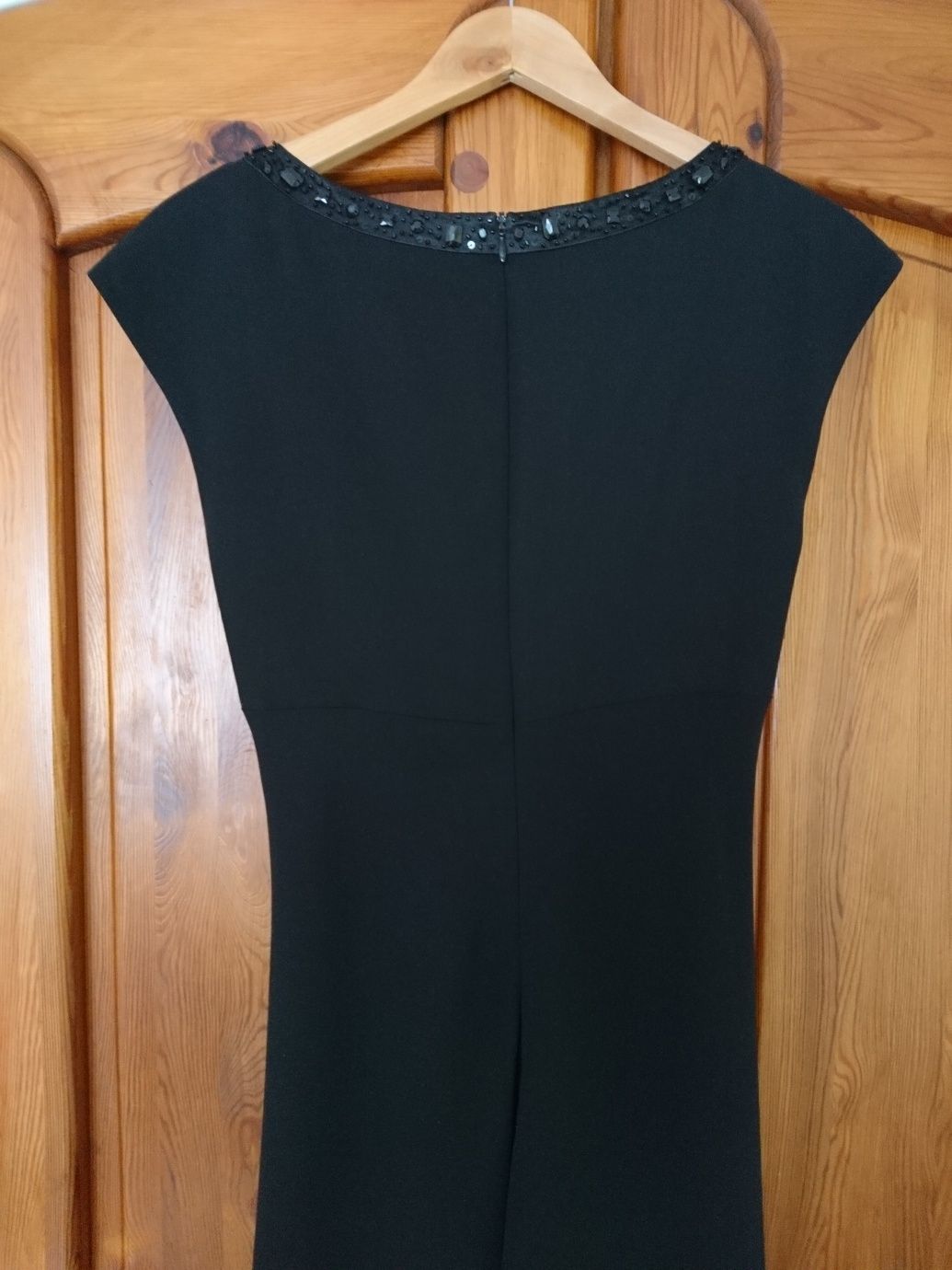 Czarna długa taliowana elegancka sukienka Marco Pecci 38 M
