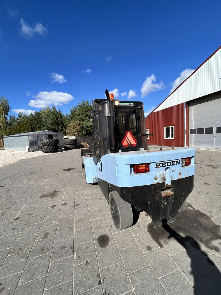 Wózek widłowy Heden 8470