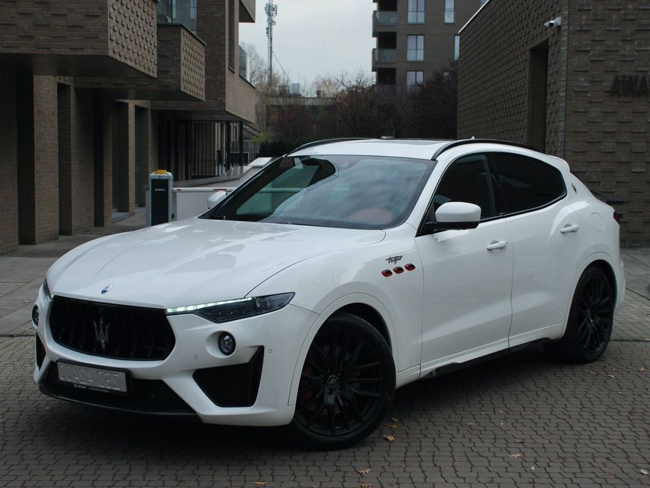 Maserati Levante Trofeo Salon PL Full Serwis ASO Gwarancja do 2027 Bezwypadkowy Igła