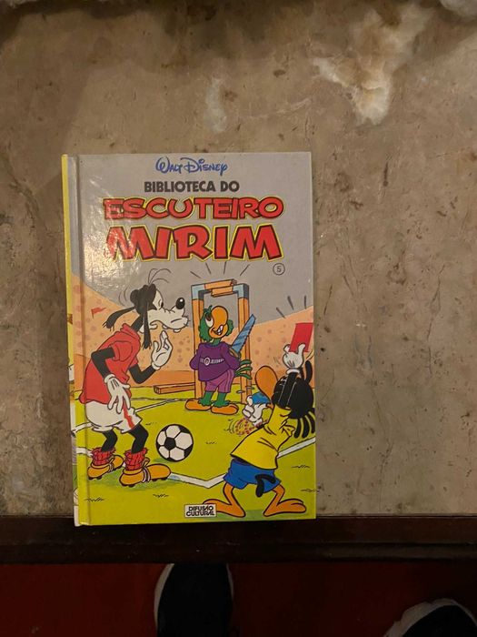 livro biblioteca do escuteiro miriam