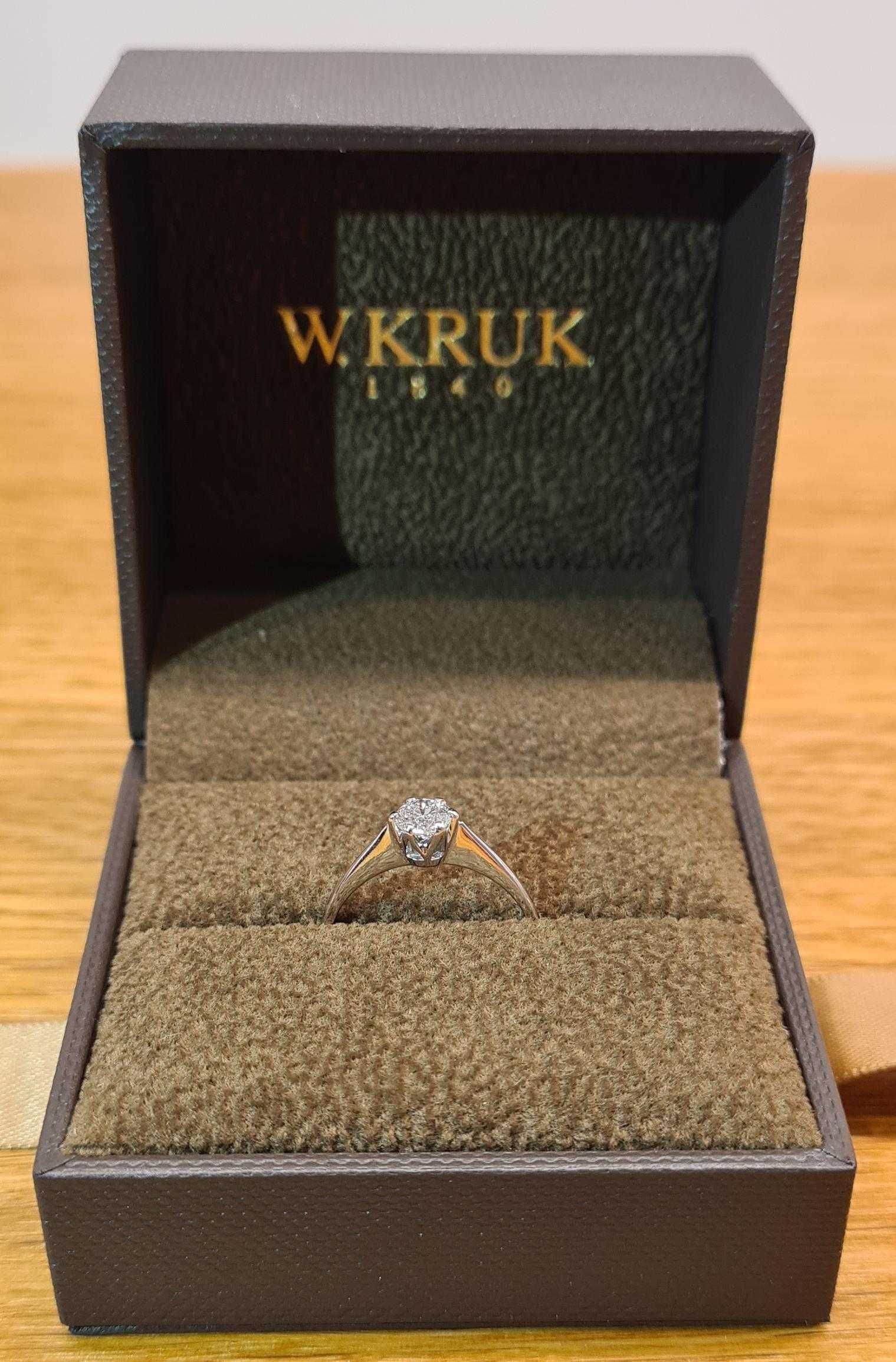 Pierścionek z brylantem (diament), W.Kruk "Jedyny", 0.40ct