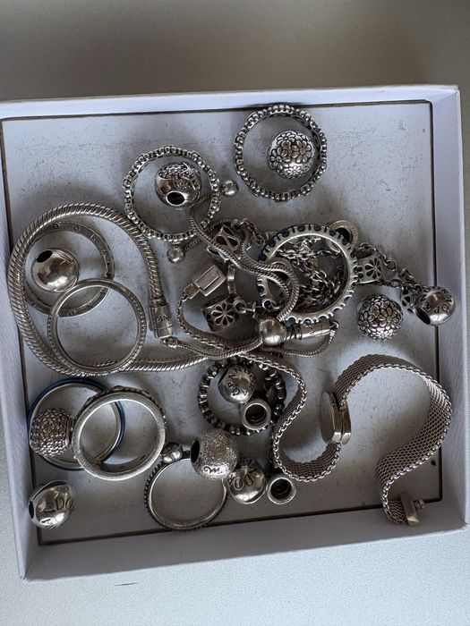 Pandora cena od 50 sztuka