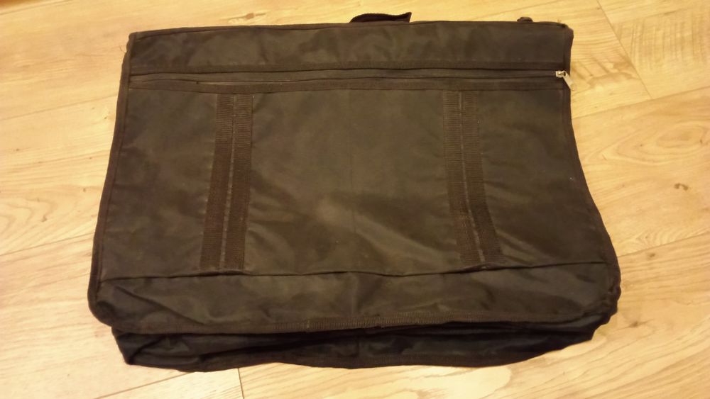 Чехол для костюма