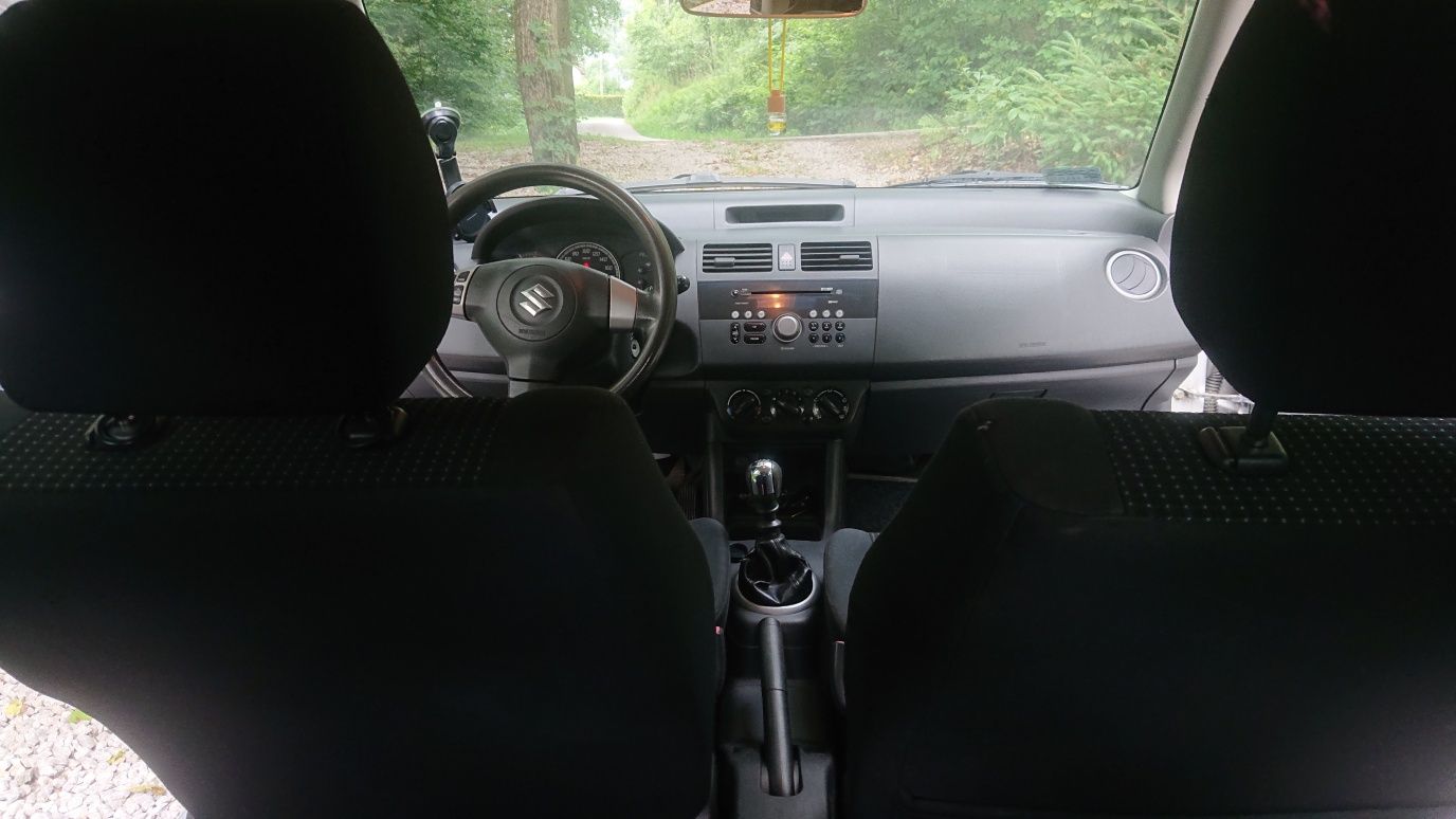 Suzuki Swift 1.3