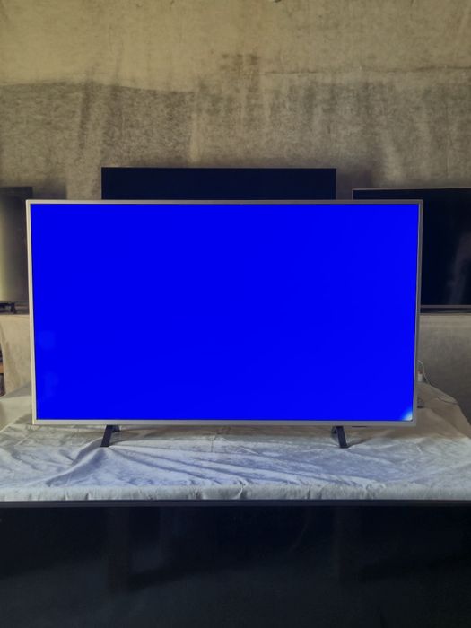 PHILIPS 58PUS8105/12 Ambilight | 4К UHD | HDR10 | Wi-Fi |