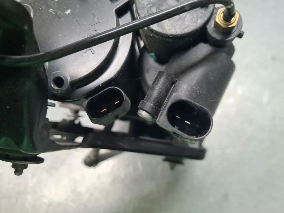 Compressor suspensão BMW X5 (E70)