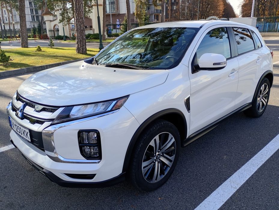 Продам Митсубиси аутлеленд спорт