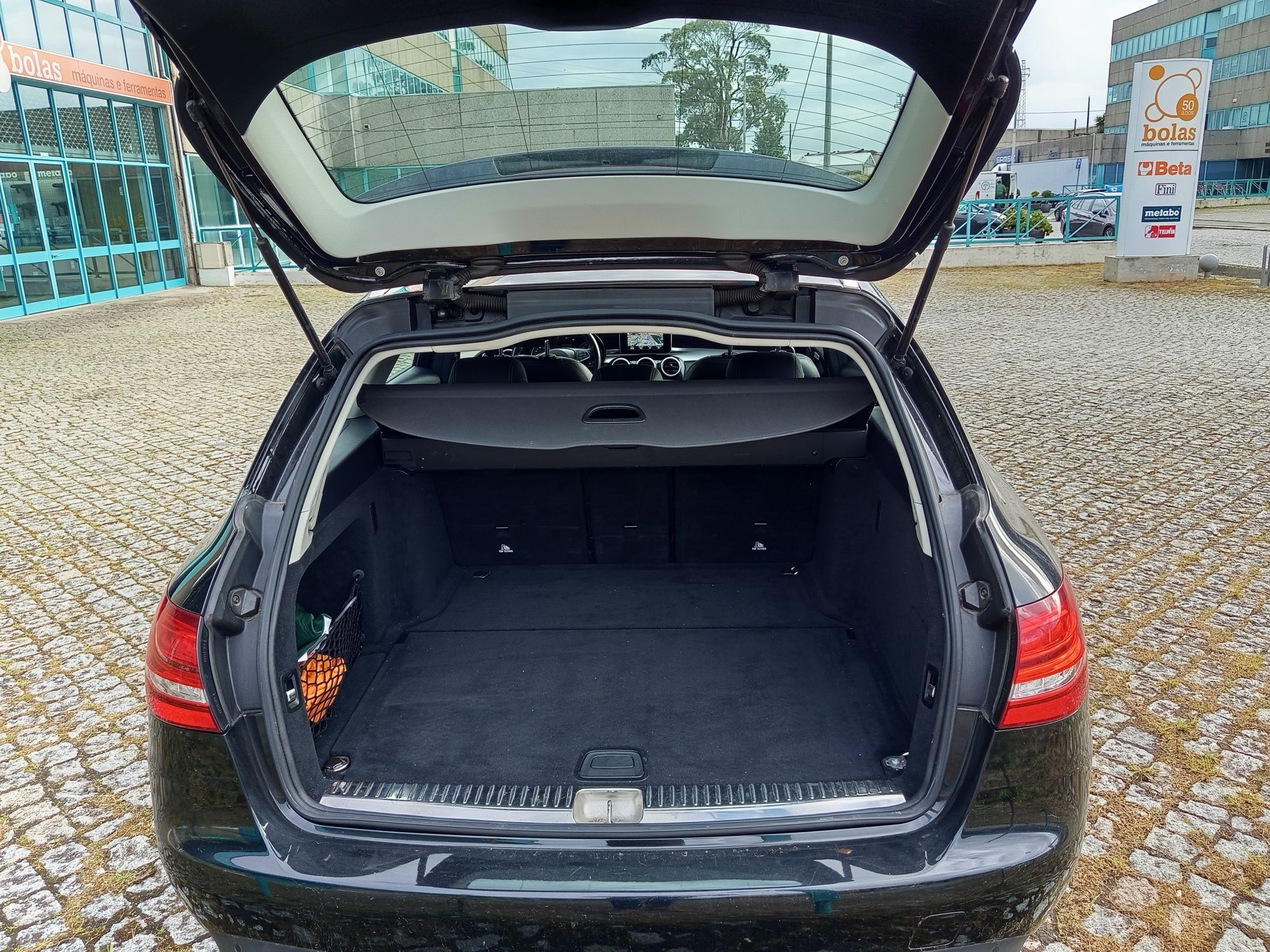 Vendo Mercedes C 220 - Negociável