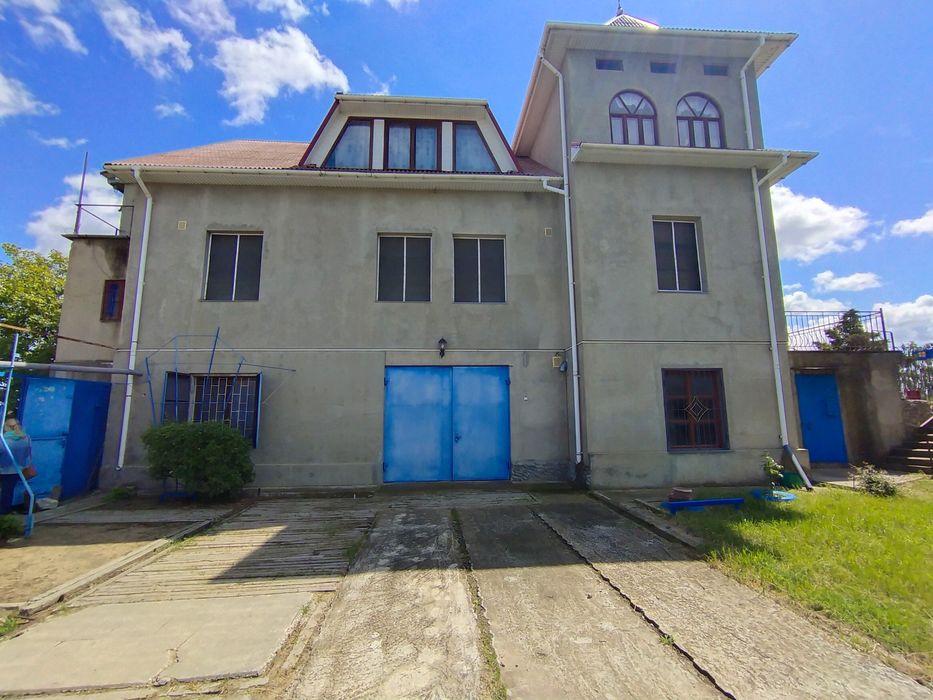 Продается большой дом для жизни и Бизнеса