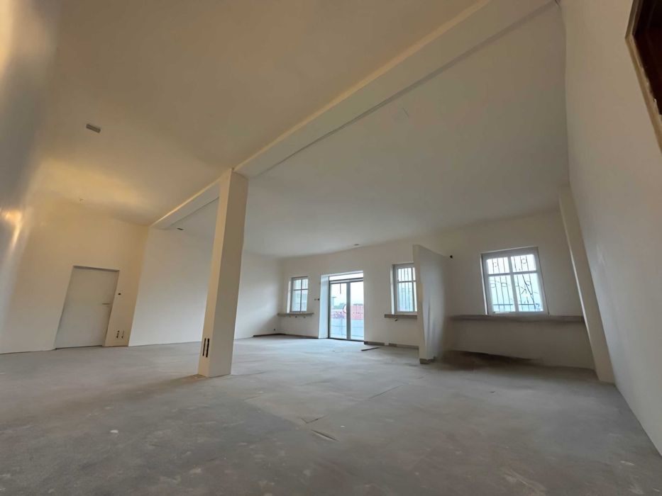 Wynajmę budynek biurowo-magazynowy w Błoniu